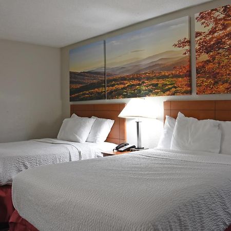 Days Inn By Wyndham Lebanon Exteriör bild
